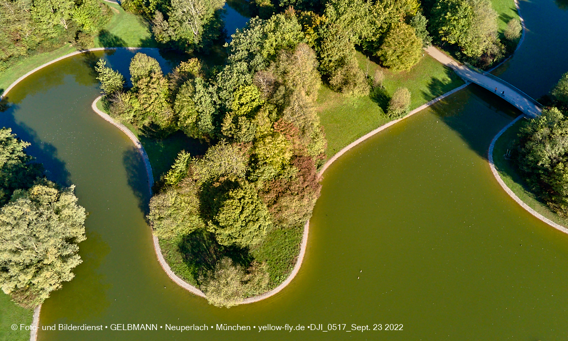 23.09.2022 - der Ostpark mir Biergarten und See in Neuperlach